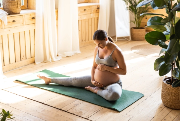 Yoga Kurs für Schwangere: Schwangerschaftsyoga in Brandenburg an der Havel